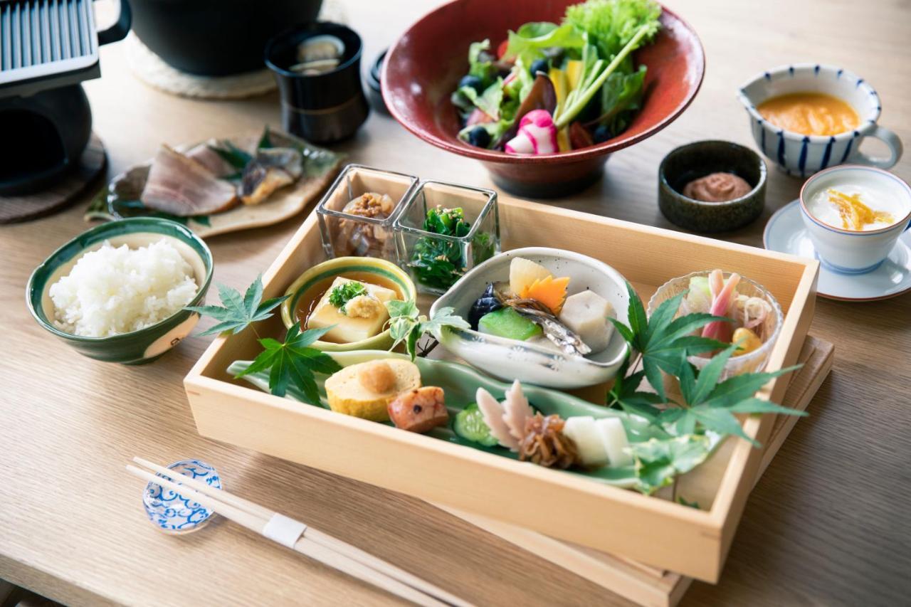 宮島離れの宿 Ibuku 別邸 -Miyajima Hanarenoyado Ibuku Bettei- Hatsukaichi Eksteriør billede